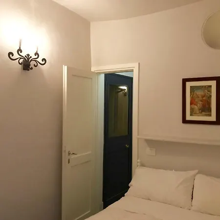 Apartment La Casa Dell'arte Nel Cuore Di *