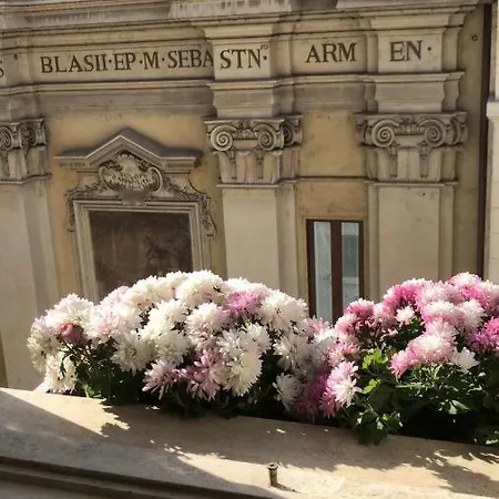 아파트 La Casa Dell'arte Nel Cuore Di