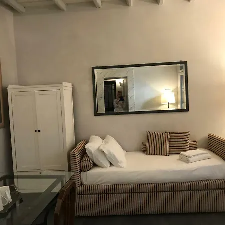 La Casa Dell'arte Nel Cuore Di Apartment *